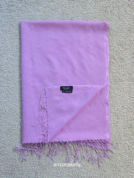 Minu Madhu Wool/Silk Scarf Lavender Purple Barcelona Spain - Picture 13 of 13